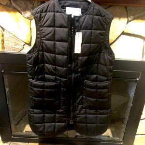 Long black Rebecca Minkoff quilted vest brand new.